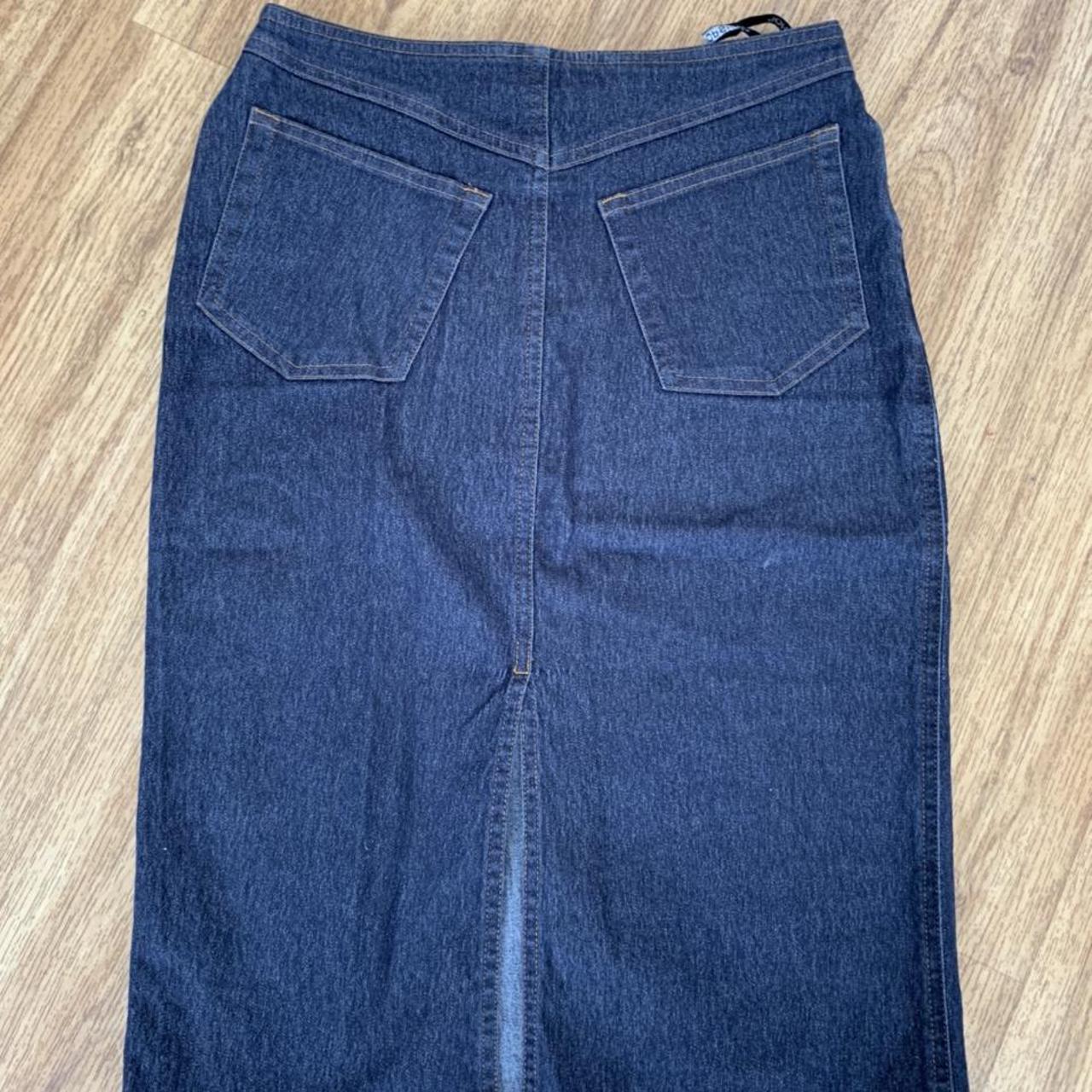 topshop-women-s-navy-skirt-depop