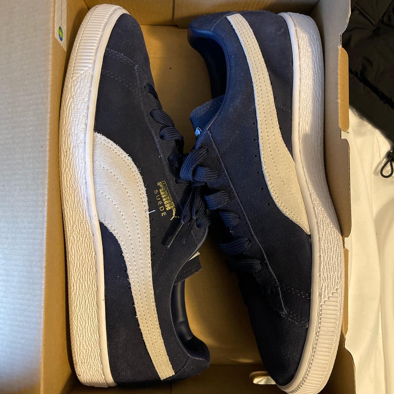 Navy puma store suede mens