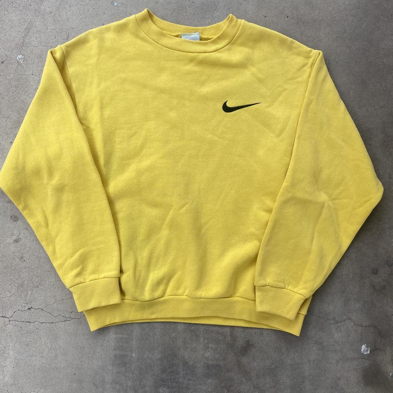 Vintage Nike crewneck Tagged Youth L... - Depop