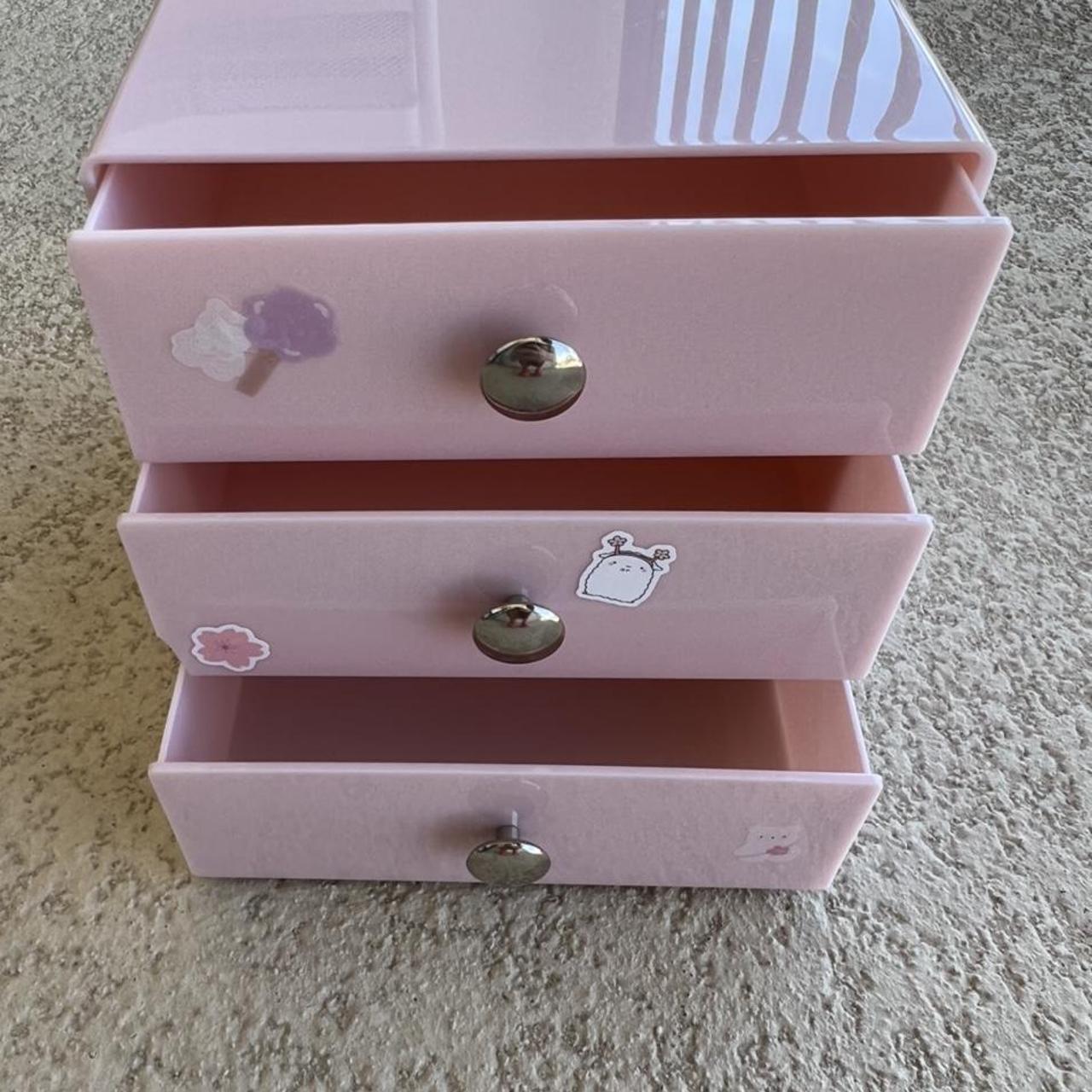 Marshall Pink Storage-and-organisation (2)