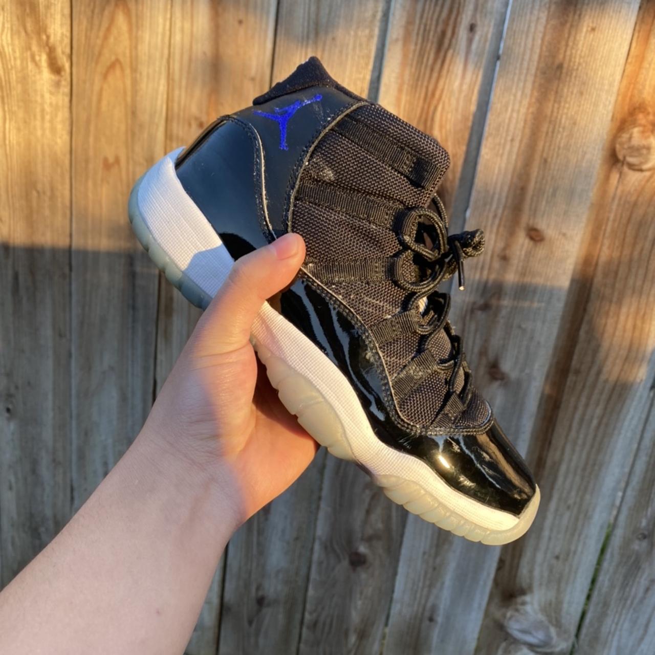 space jams size 5.5