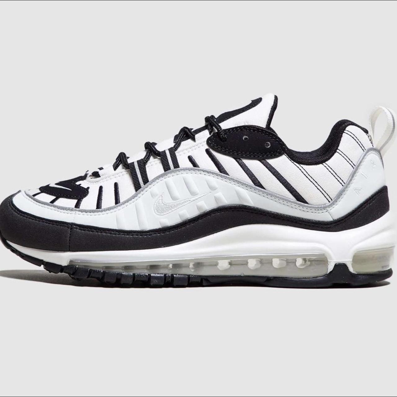 travis 1 shoes