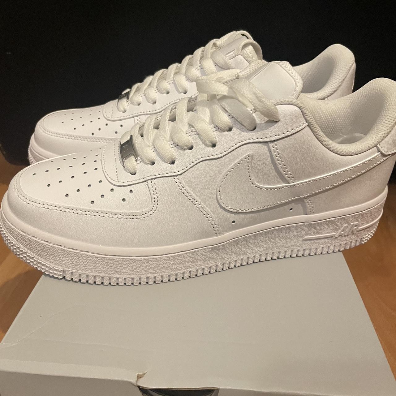 Air Force 1 White UK 7.5 Cheaper than retail looking... - Depop