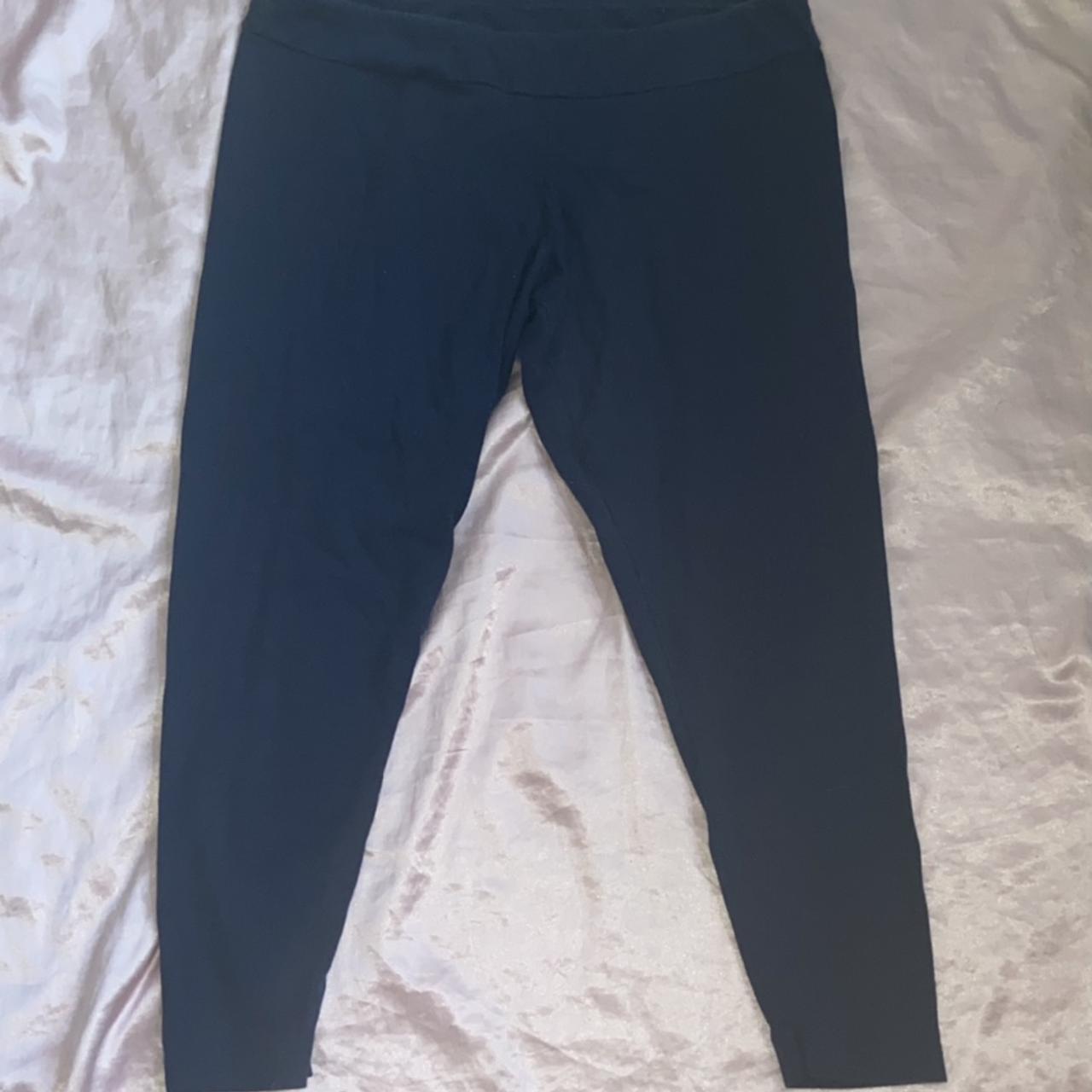 Walmart Women's Navy Leggings Depop
