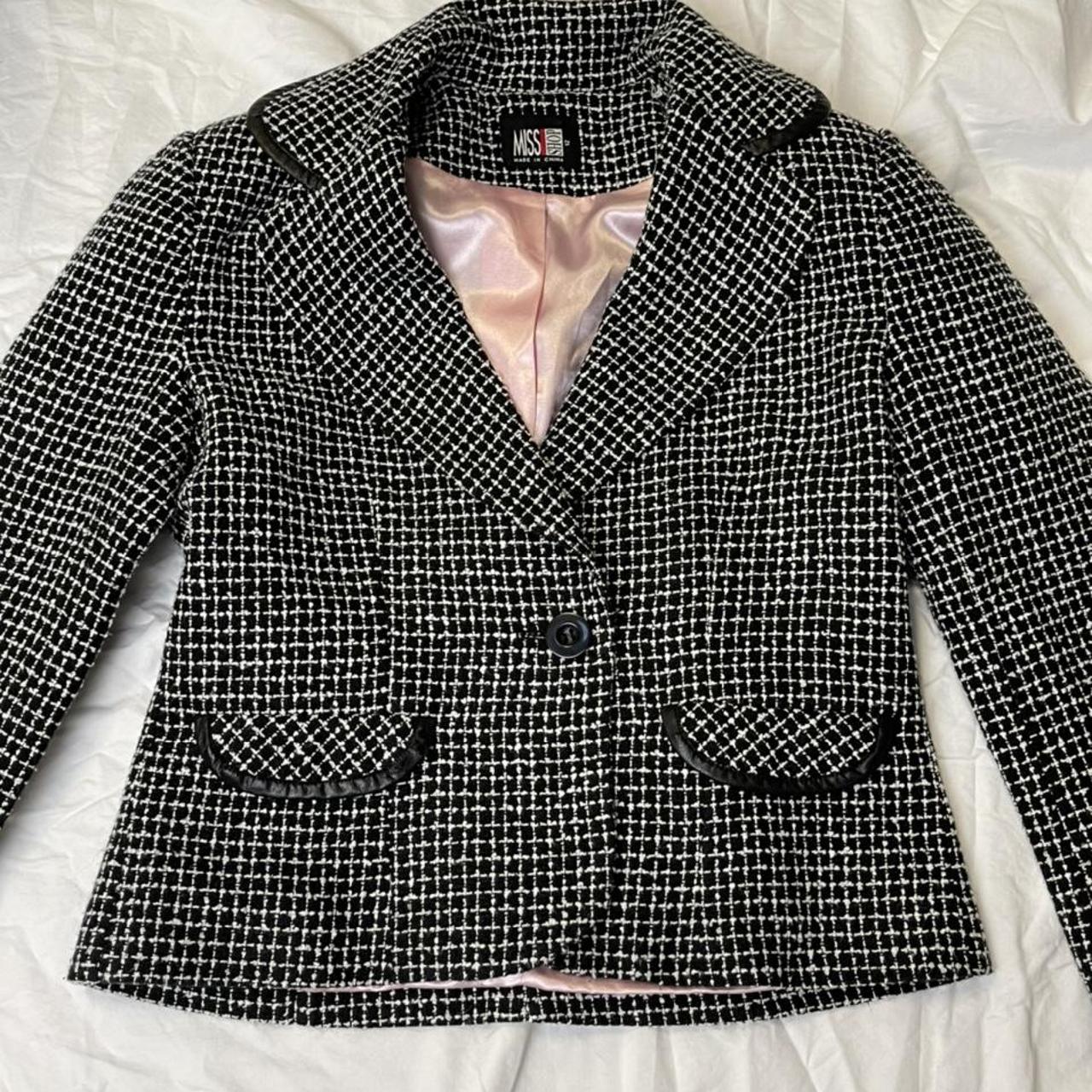 Chanel Women's White and Black Jacket | Depop