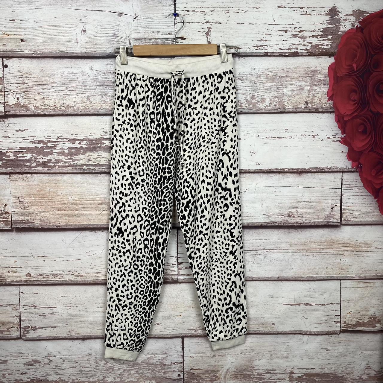 Chaser Cozy Leopard Joggers Size Medium Cozy