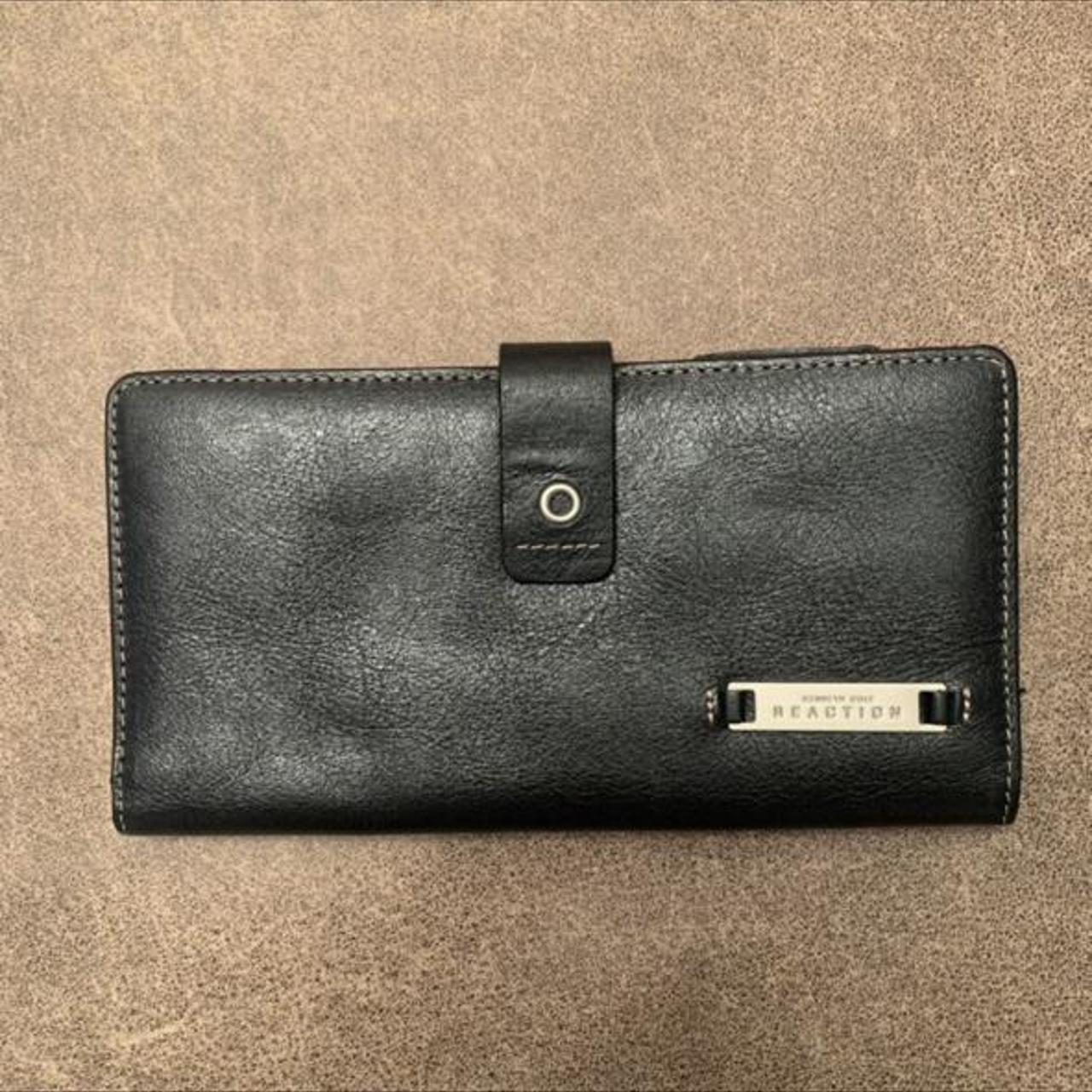 Kenneth Cole Wallet -in great condition -color:... - Depop