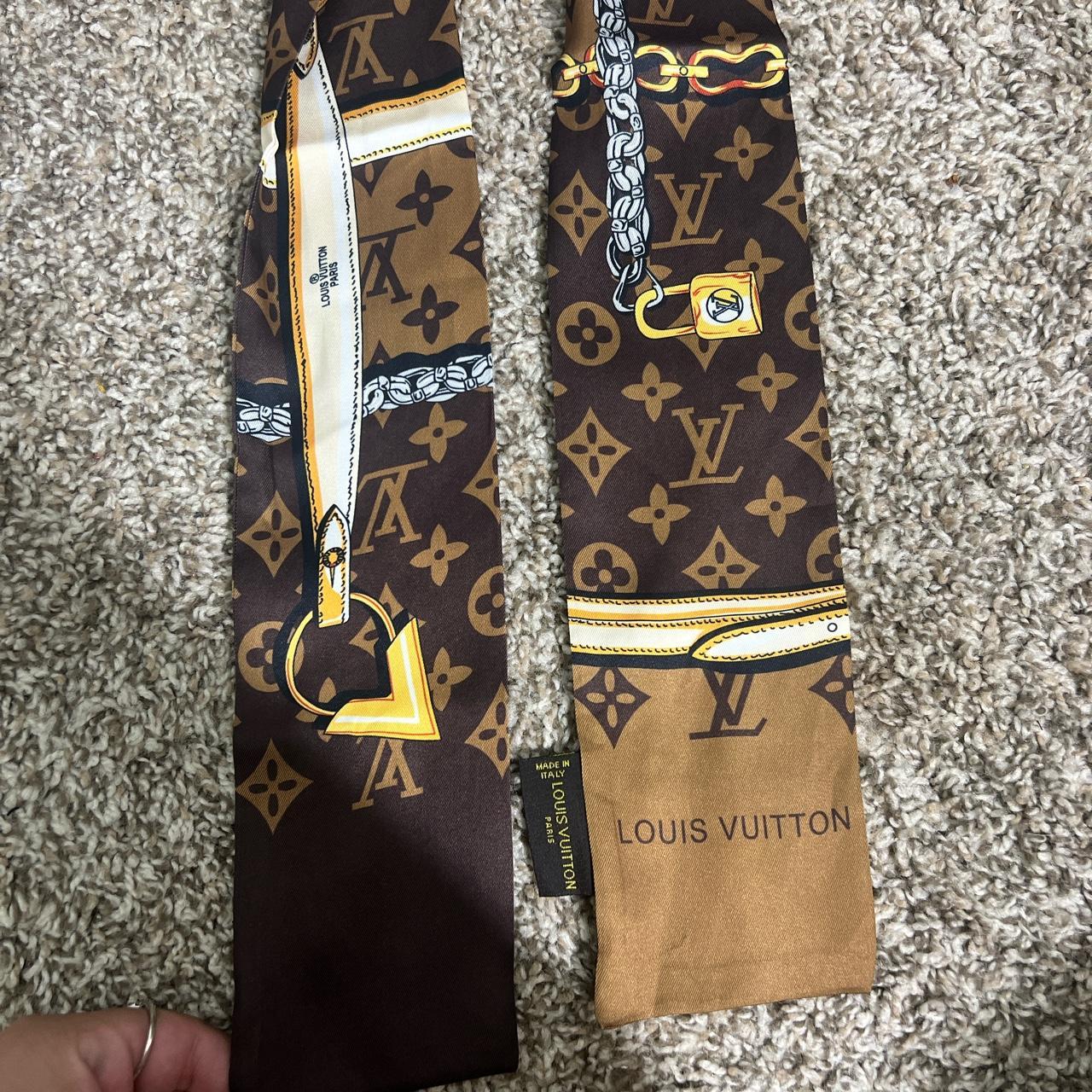 Lv twillys Price is for both Can sell separate if... - Depop