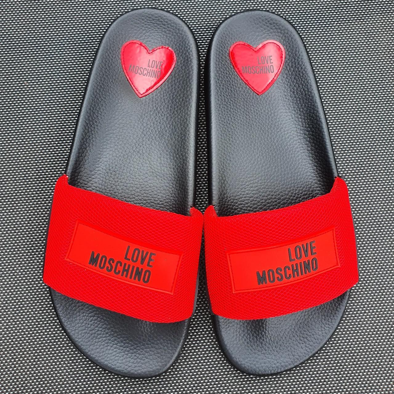 mens moschino sliders