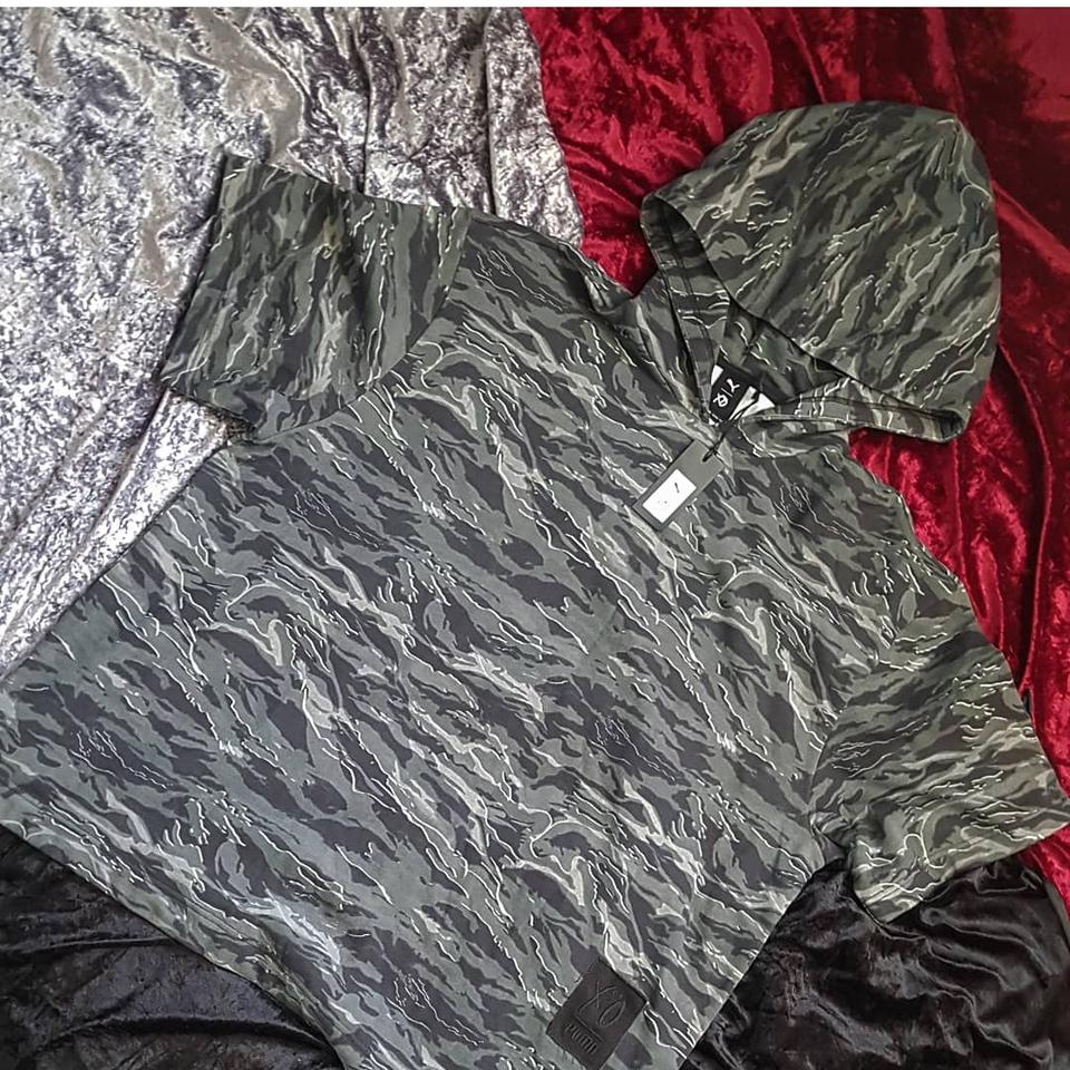 Puma xo hot sale camo hoodie