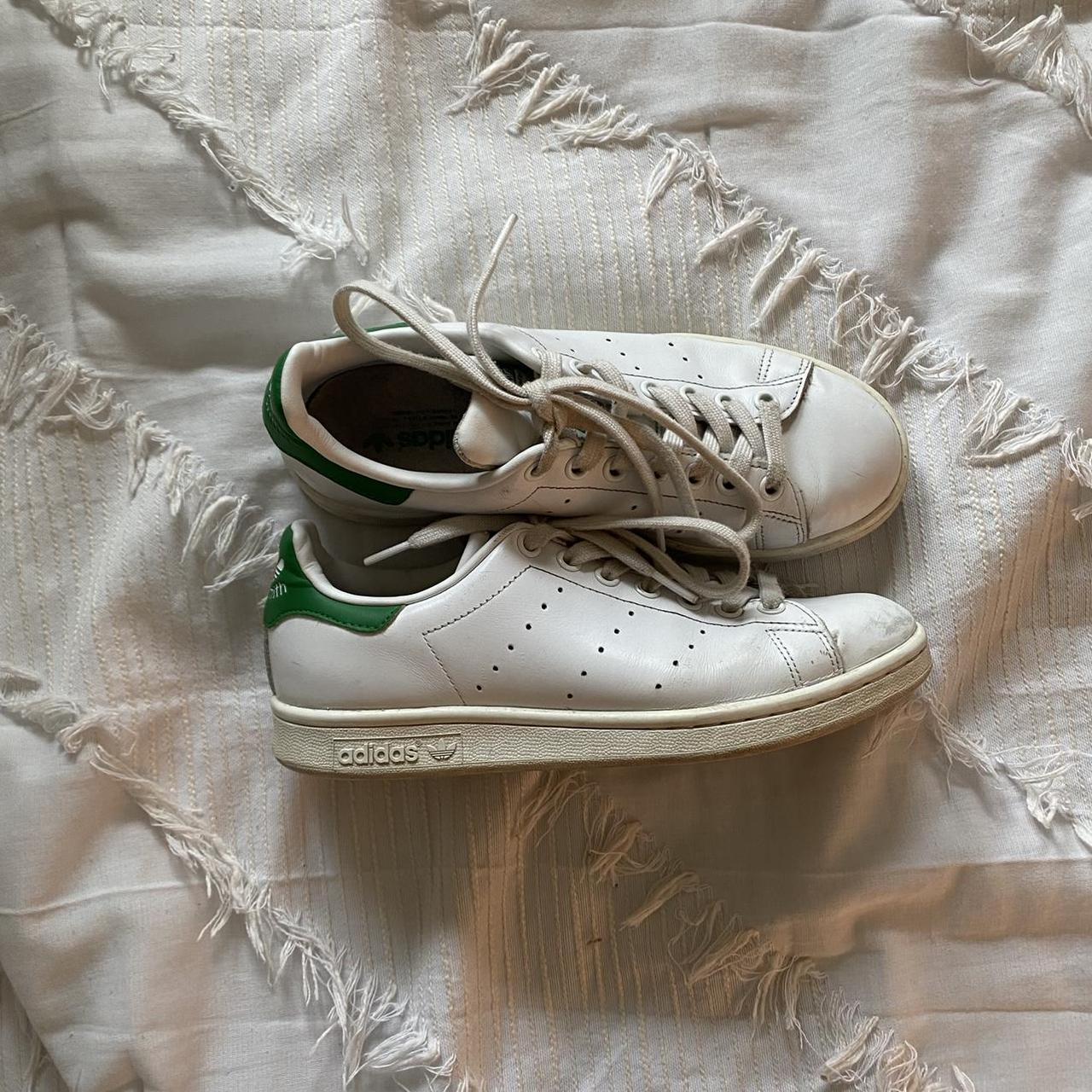 Stan smith hotsell tennis sneaker