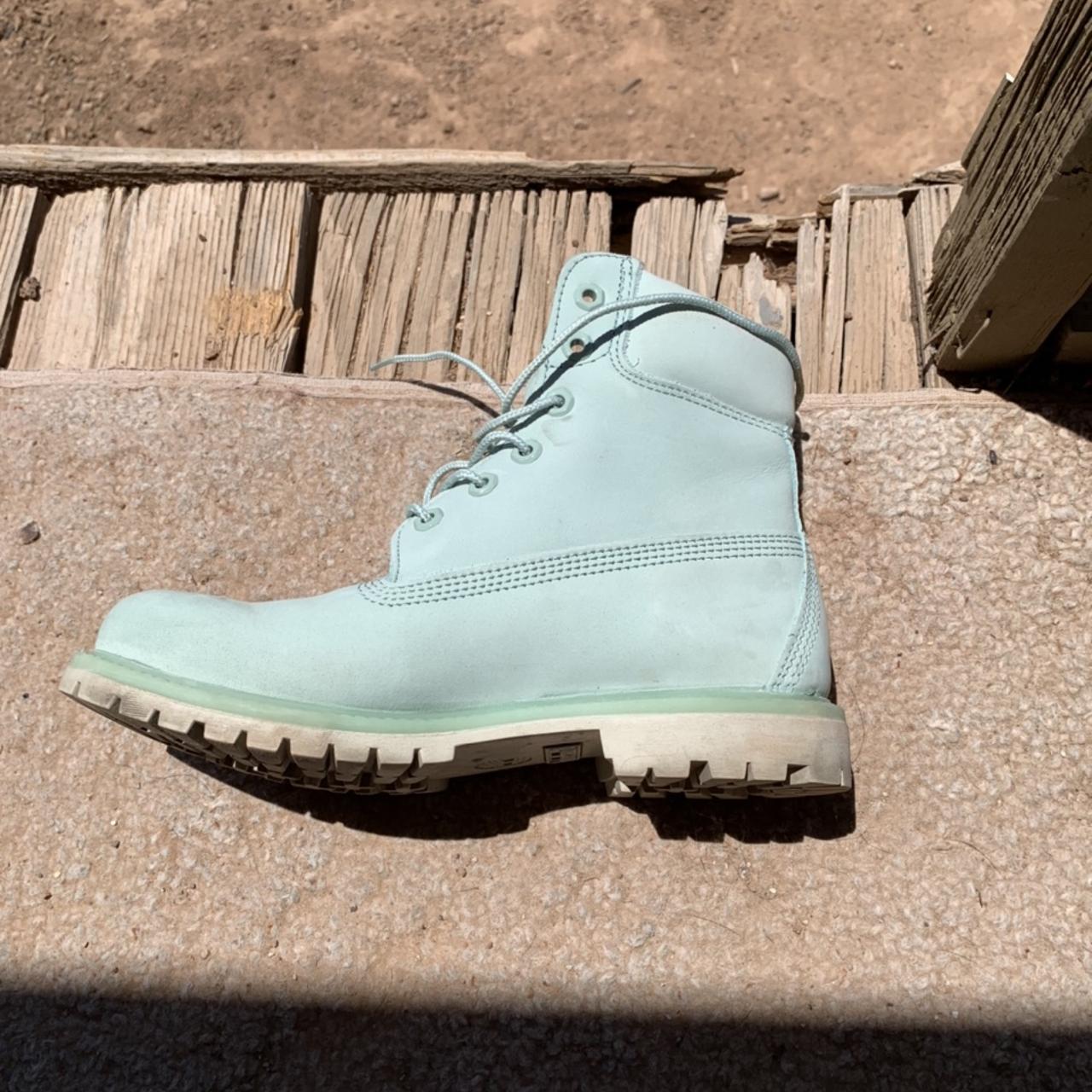 Light green online timberland boots