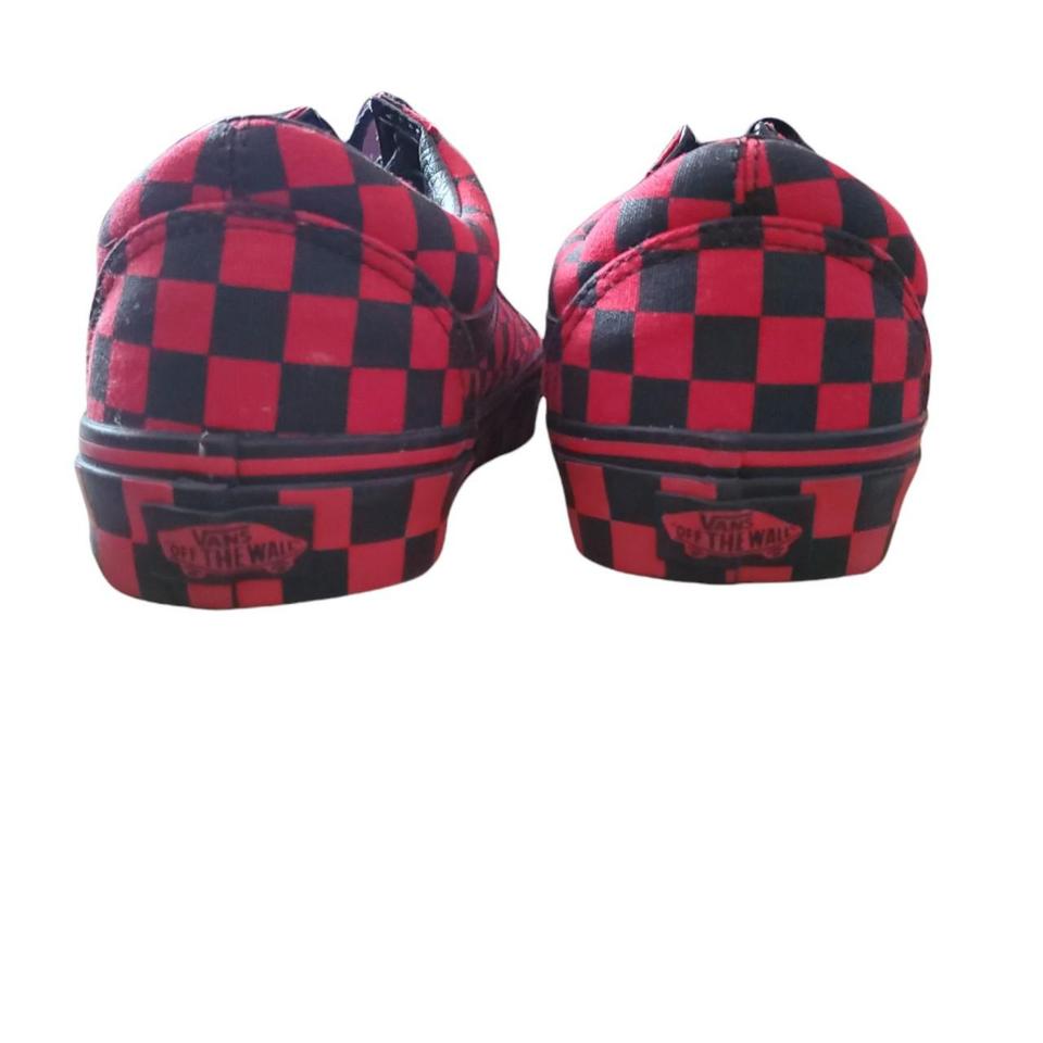 Vans red outlet and black checkered