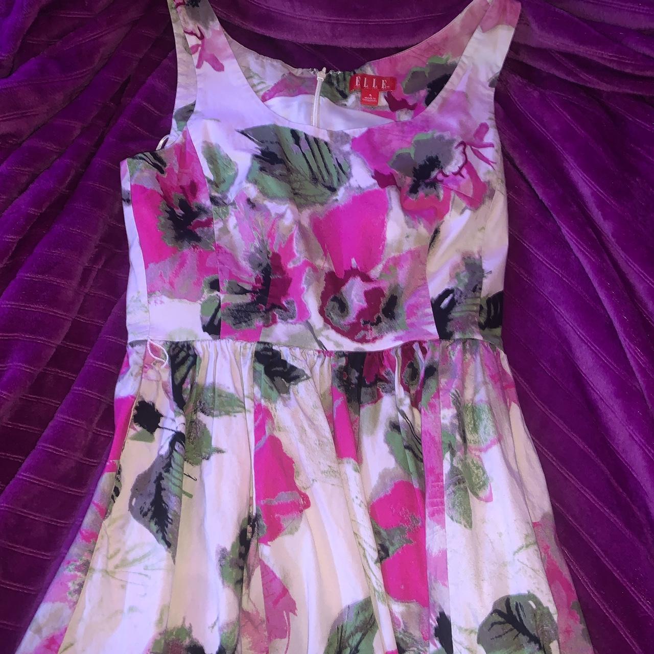 ELLE Women's Pink and White Dress Depop