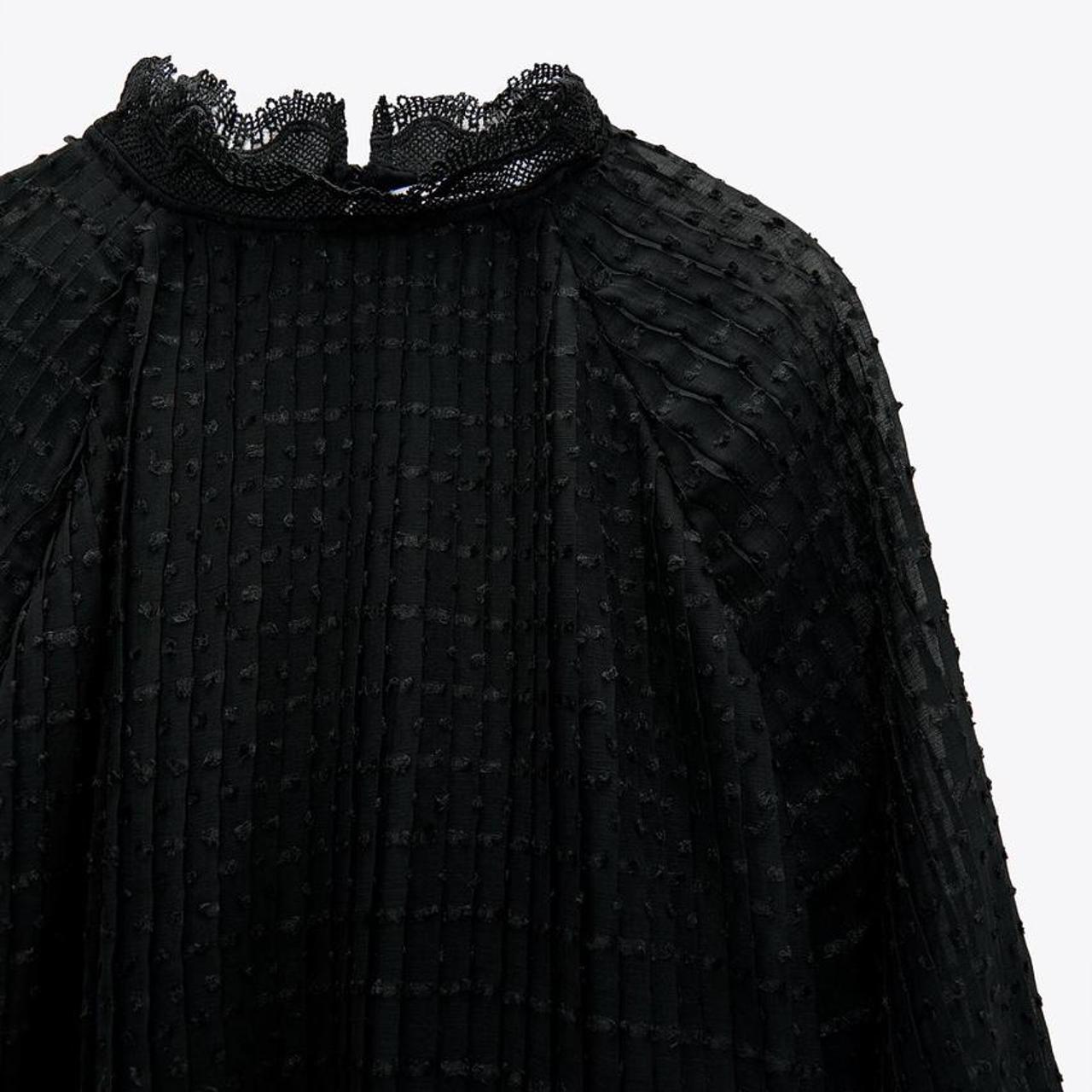 item listed by yasmineduf