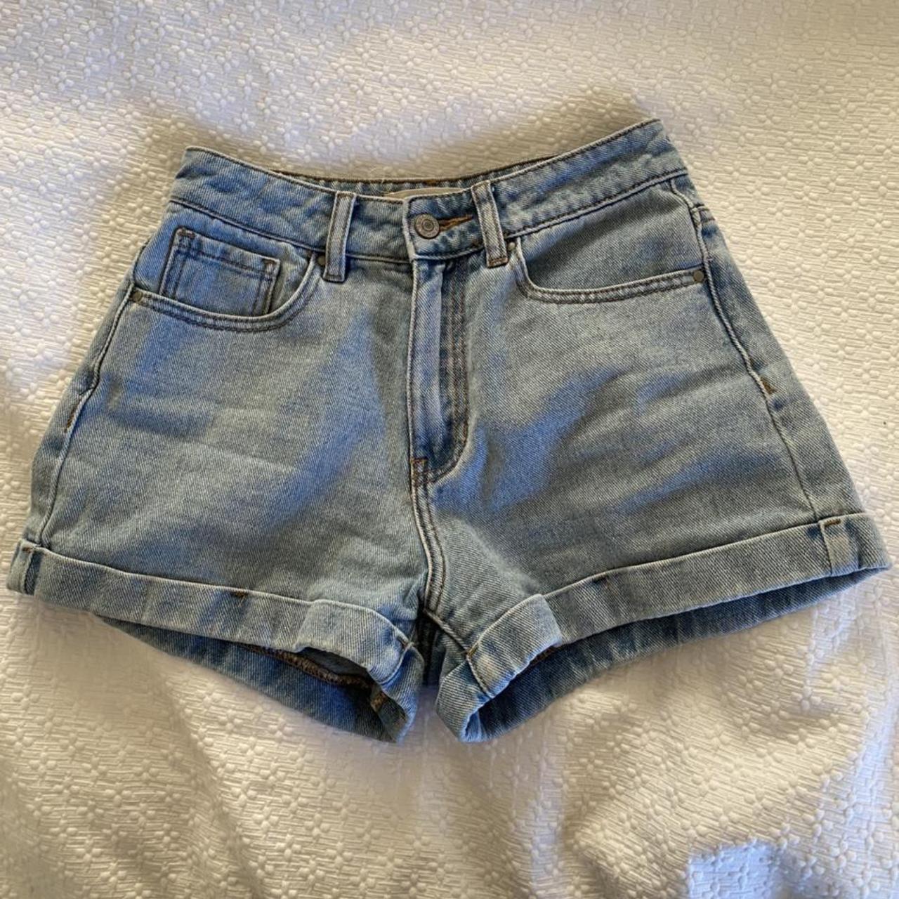 pacsun mom jean shorts size 24 used a few times... - Depop