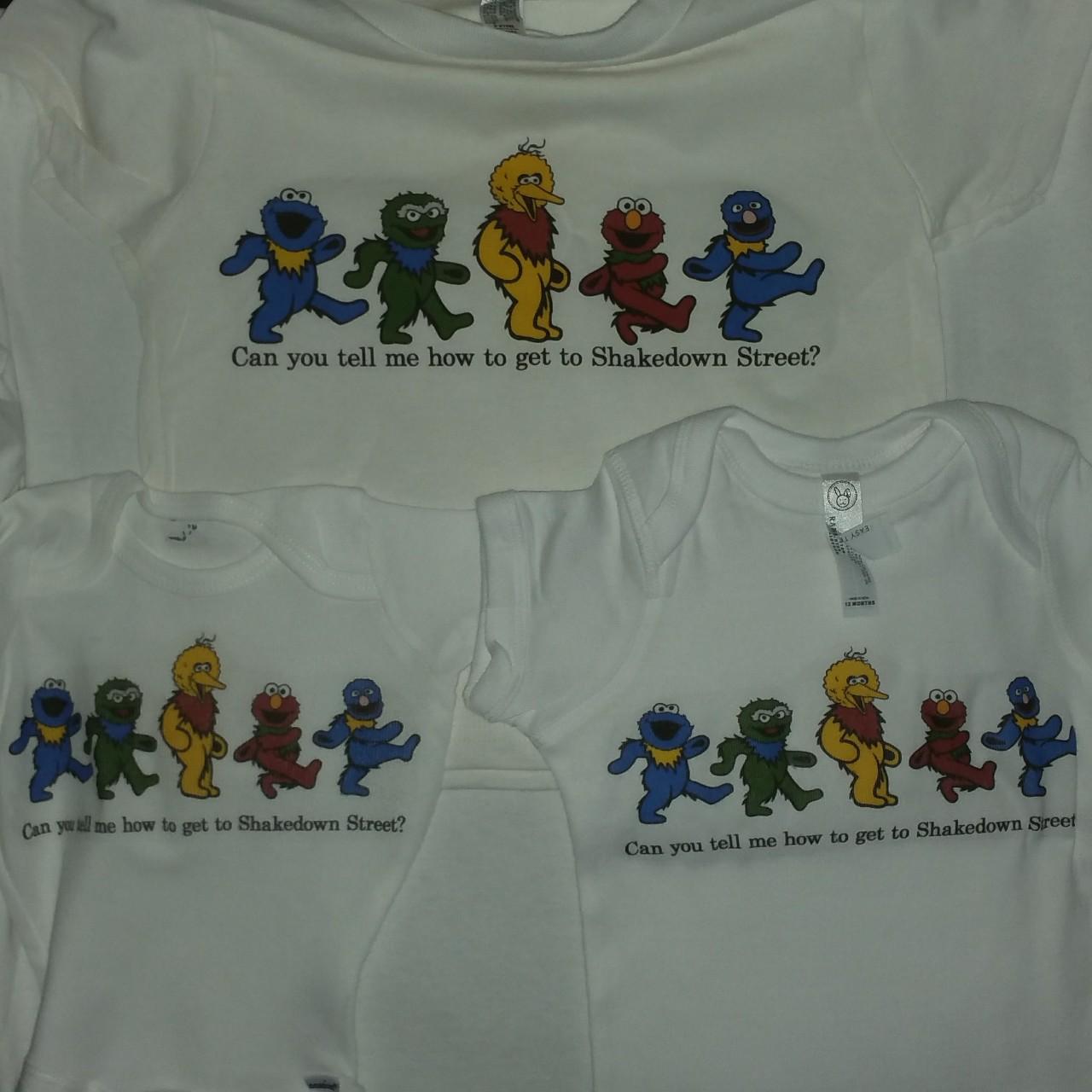 Dancin Bears sasame street Grateful dead t-shirt | Depop