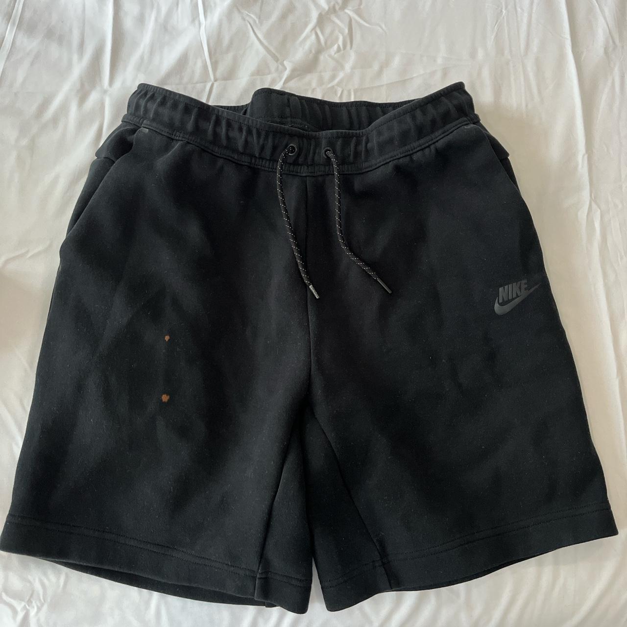 mens black nike tech shorts