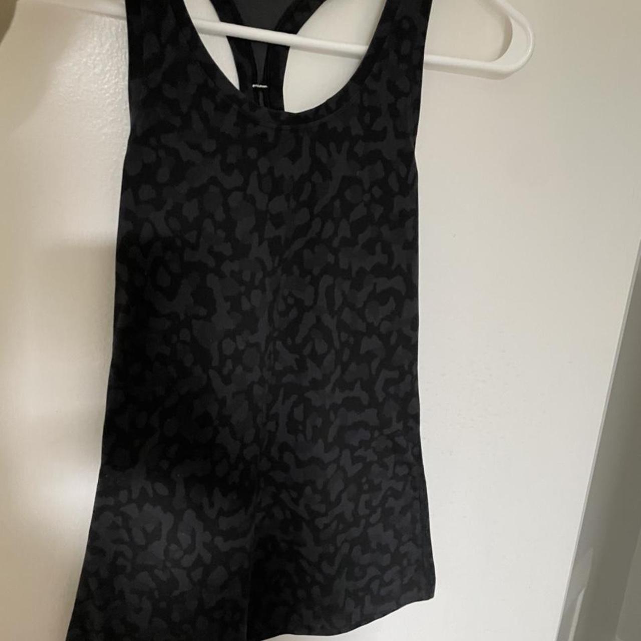 Lululemon Men's Black Vest Depop