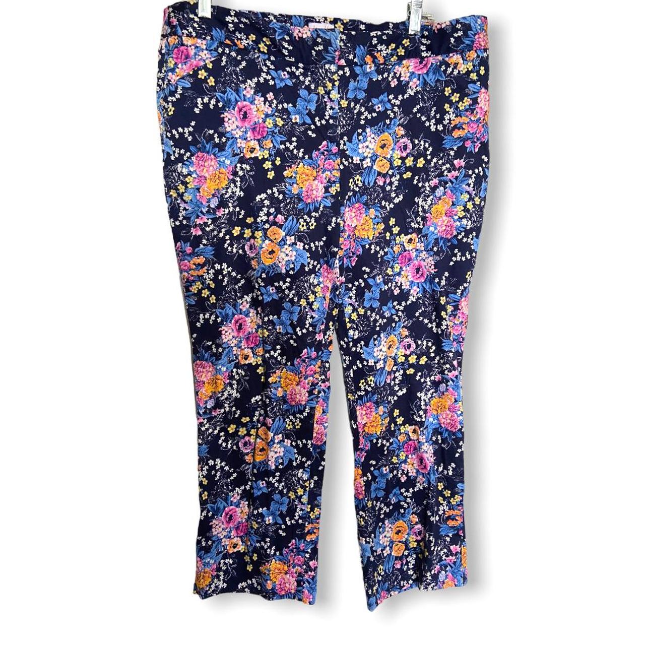 Laundry Navy Blue Floral Capris Pants 14 Please... - Depop