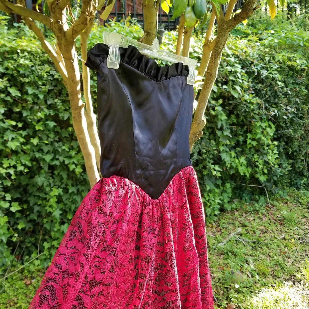 women-s-black-and-red-dress-depop