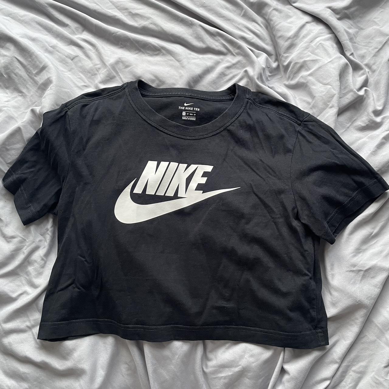 womens nike black shirt