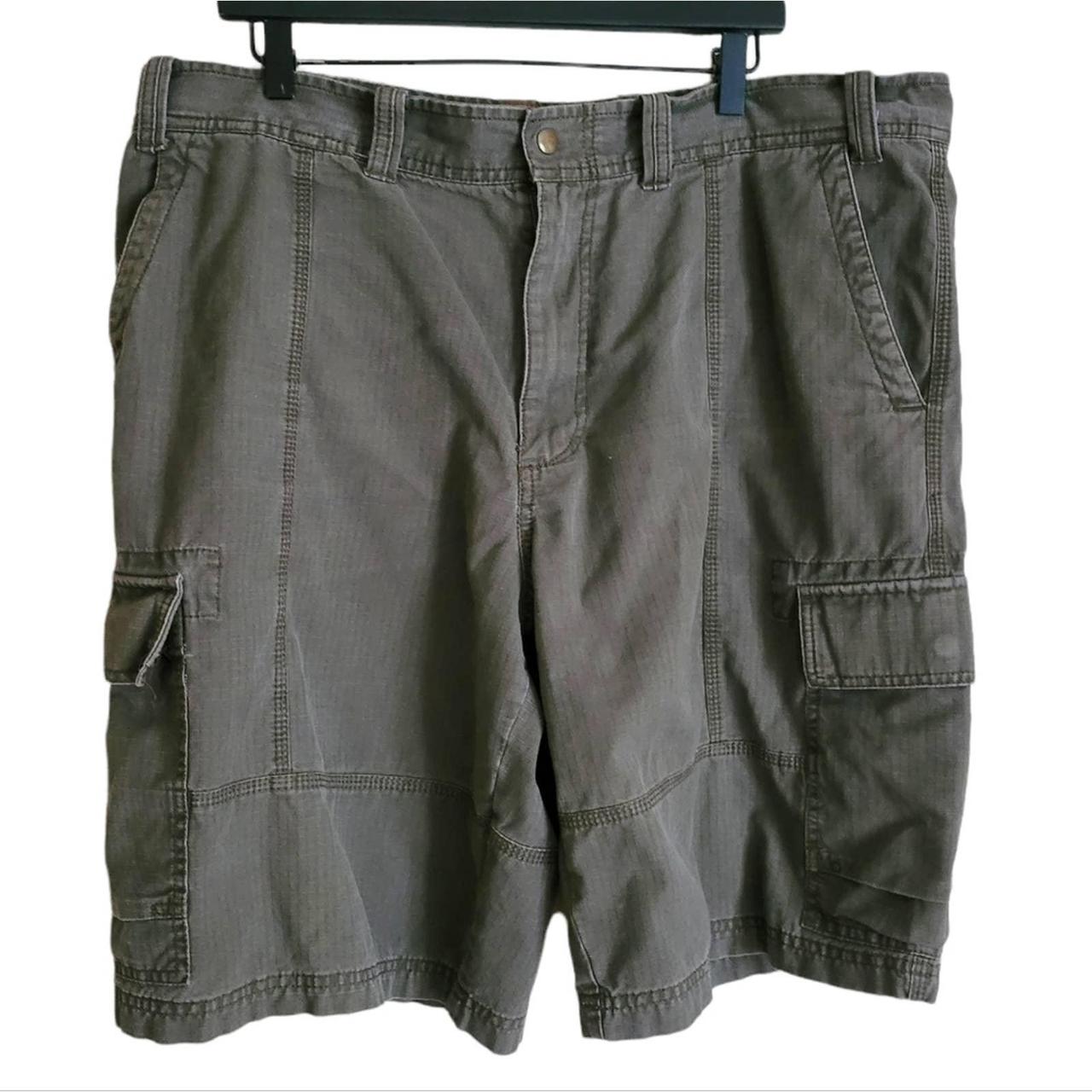 Eddie Bauer men's cargo shorts 100 cotton green... Depop