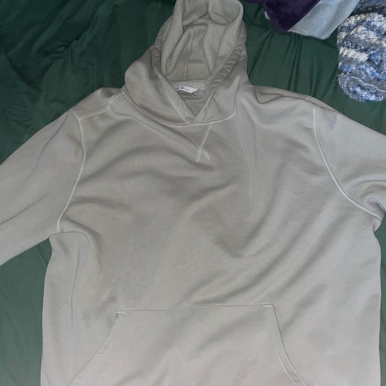 Grey hoodie without discount strings