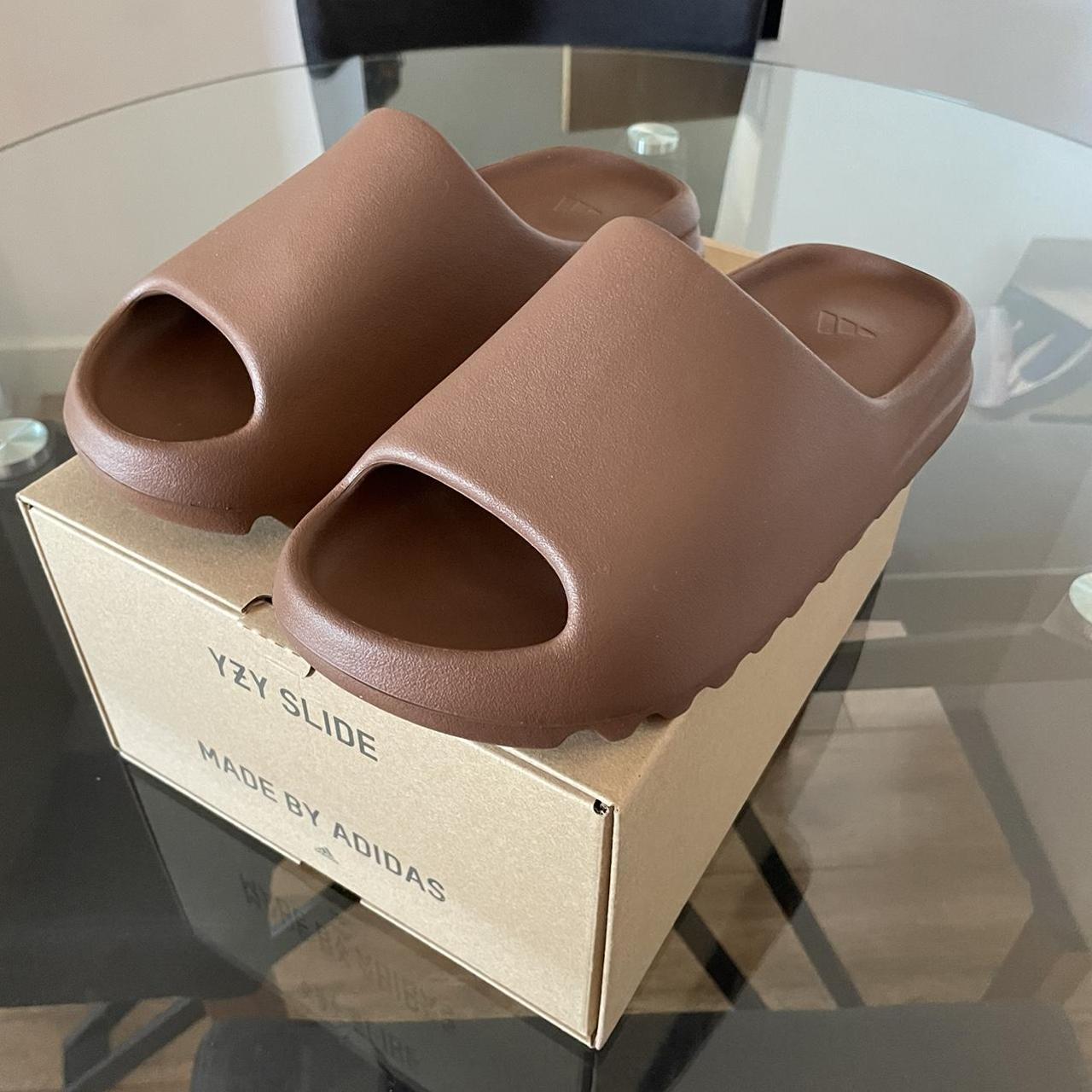 yeezy running slides