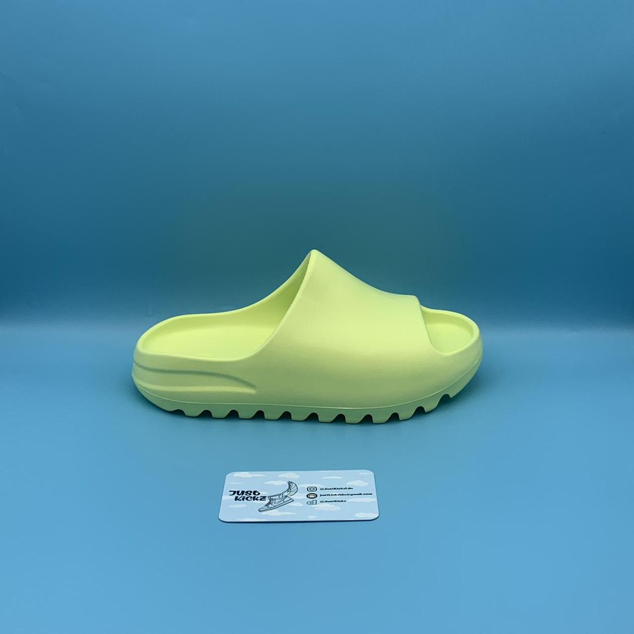 Product Image 1 - Yeezy Slide ‘Glow Green’

Condition: Brand