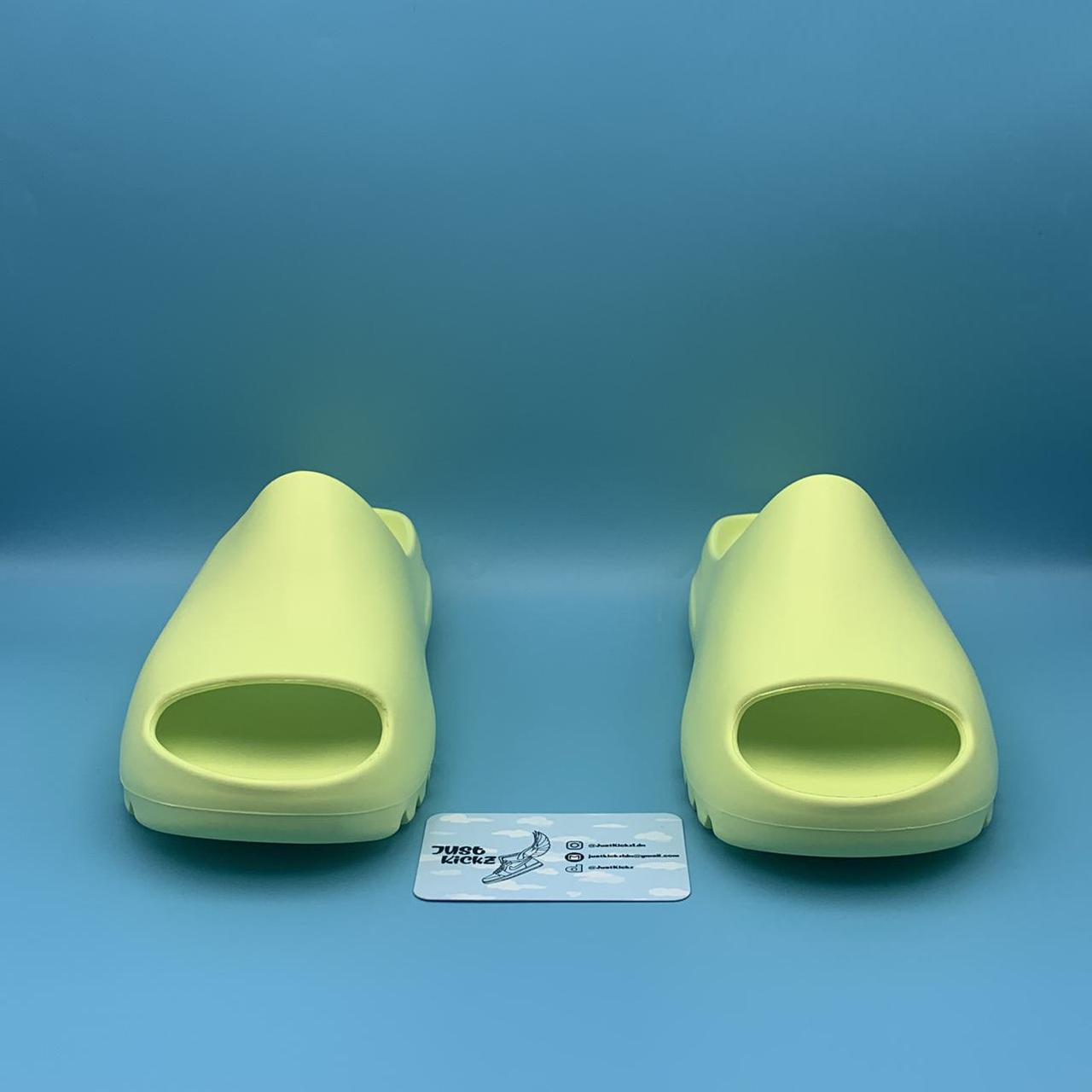 Product Image 3 - Yeezy Slide ‘Glow Green’

Condition: Brand