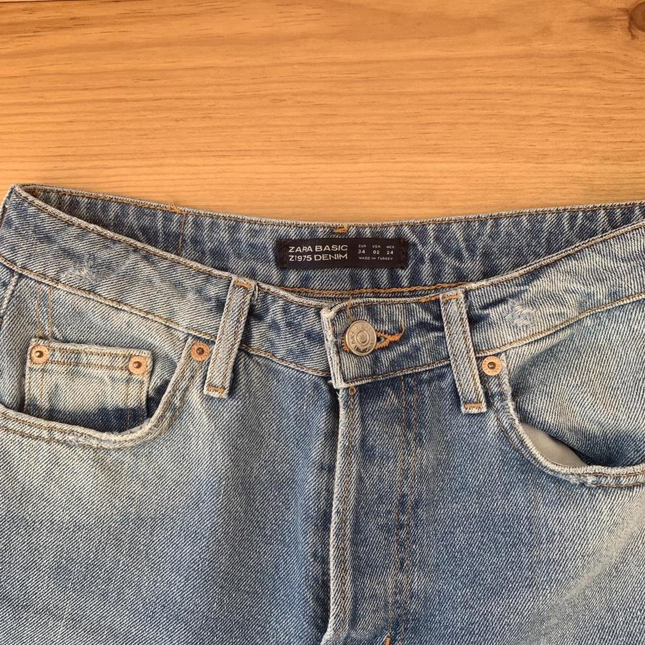 Zara Light/Mid Wash Denim Slim Mom Jeans in... - Depop