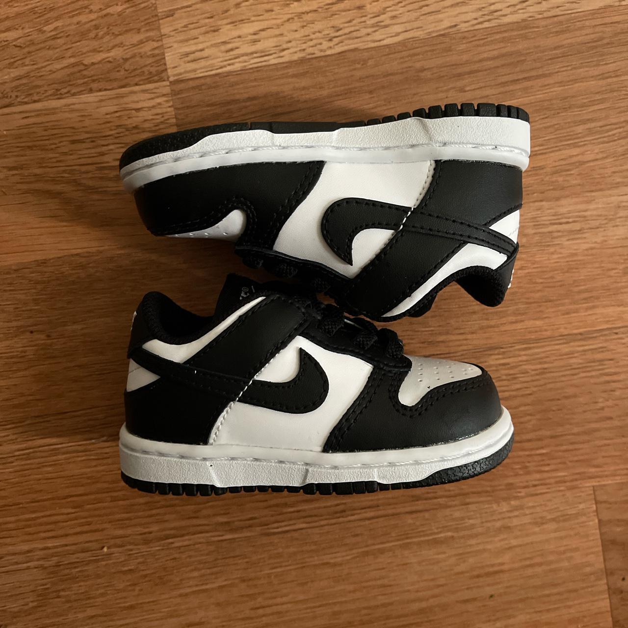 nike dunk low infant black and white