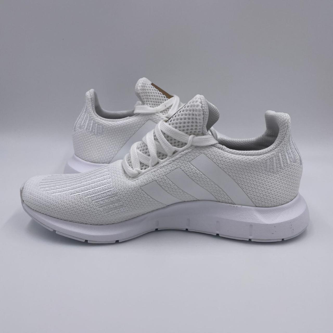 Adidas swift clearance run all white