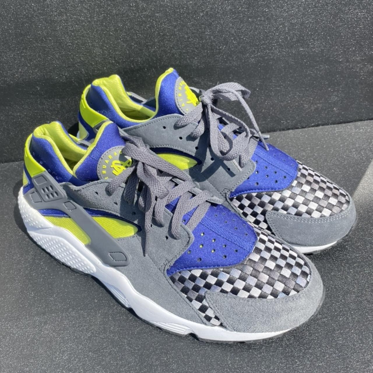 Nike huarache venom discount green