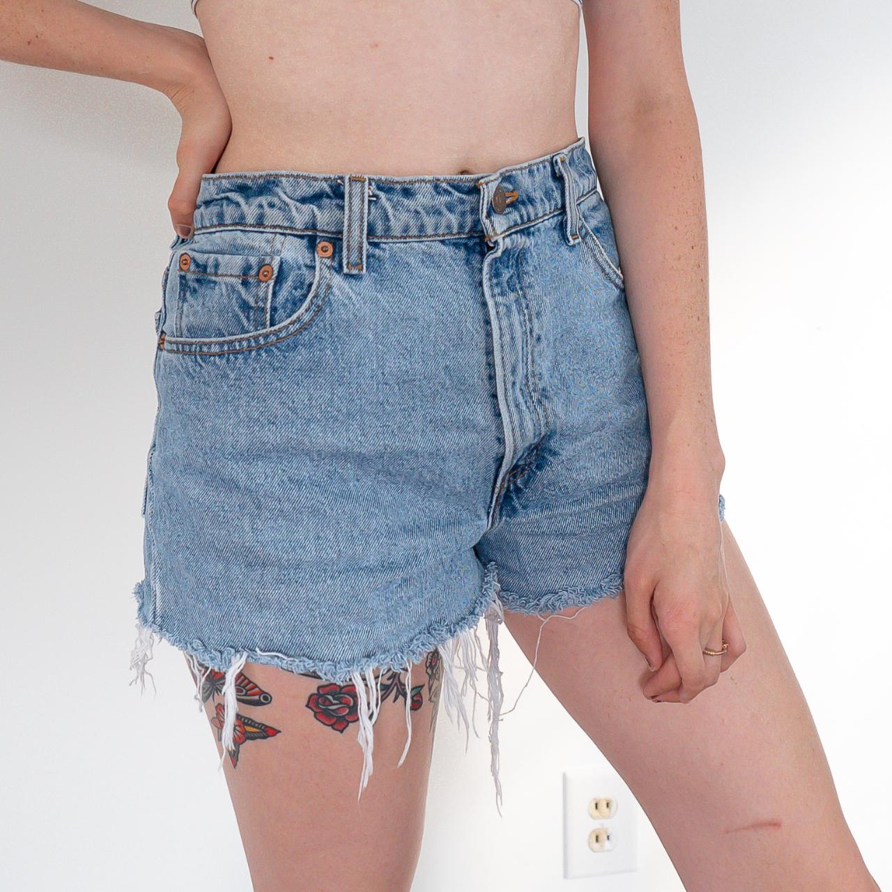 Product Image 4 - Vintage Levi 550 Denim Shorts
Model