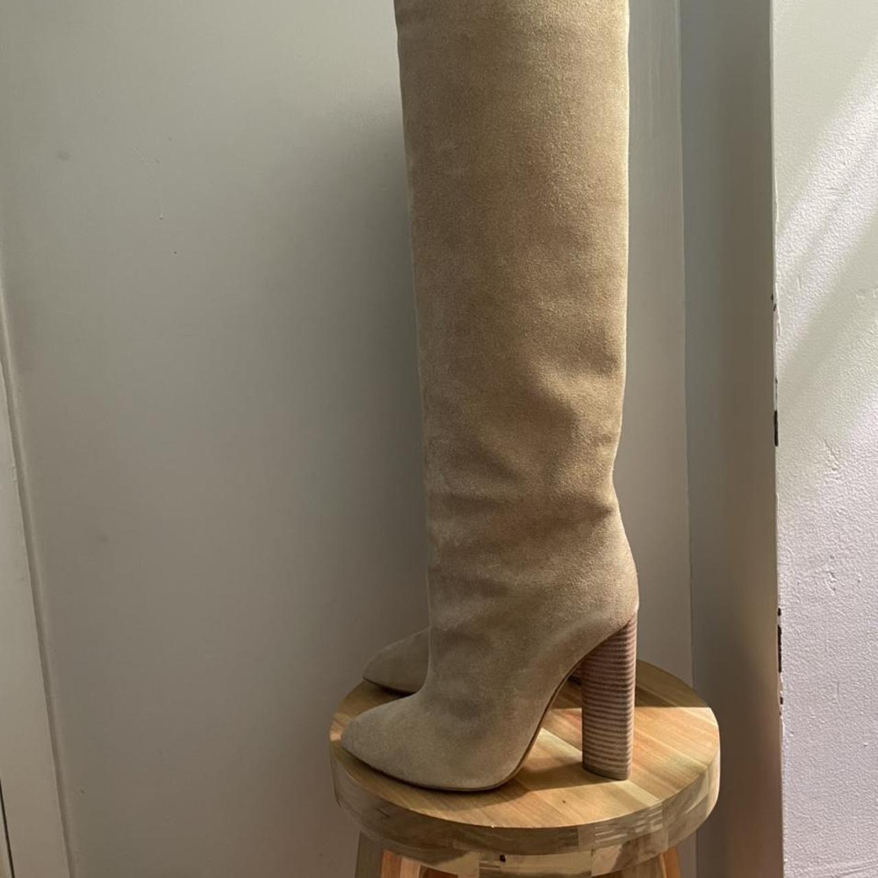 womens yeezy tan