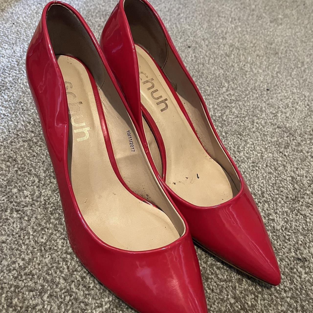 Plain Red Schuh Stiletto Show minor signs of wear... - Depop