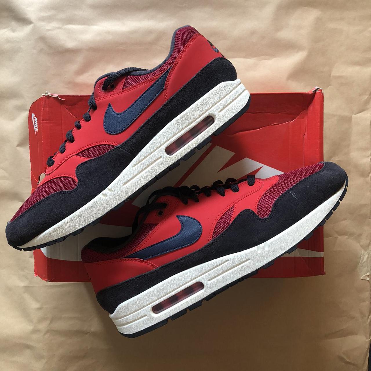 air max one rojas