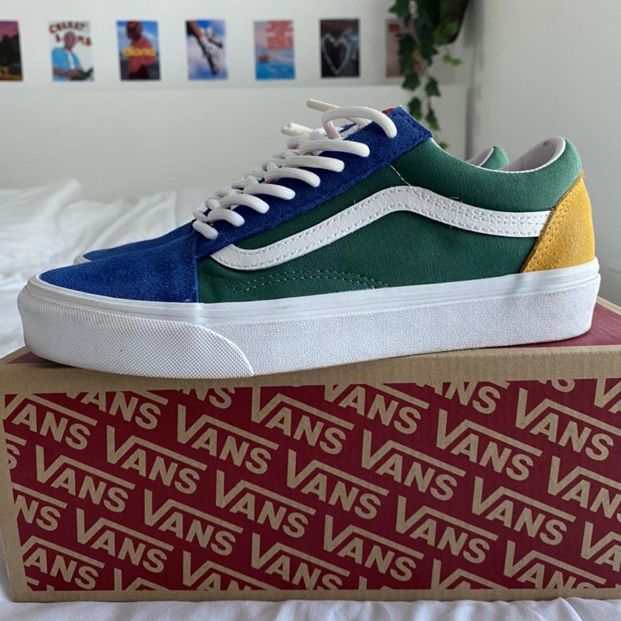 Yacht club vans size shops 7