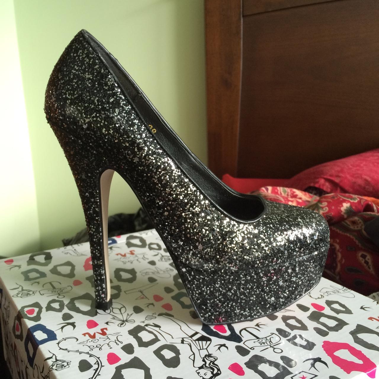 kurt geiger black heels