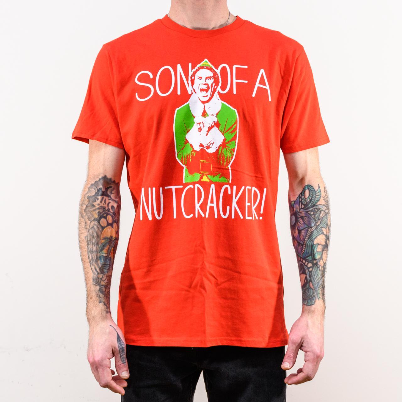 Men's Red and Green Tshirt Depop