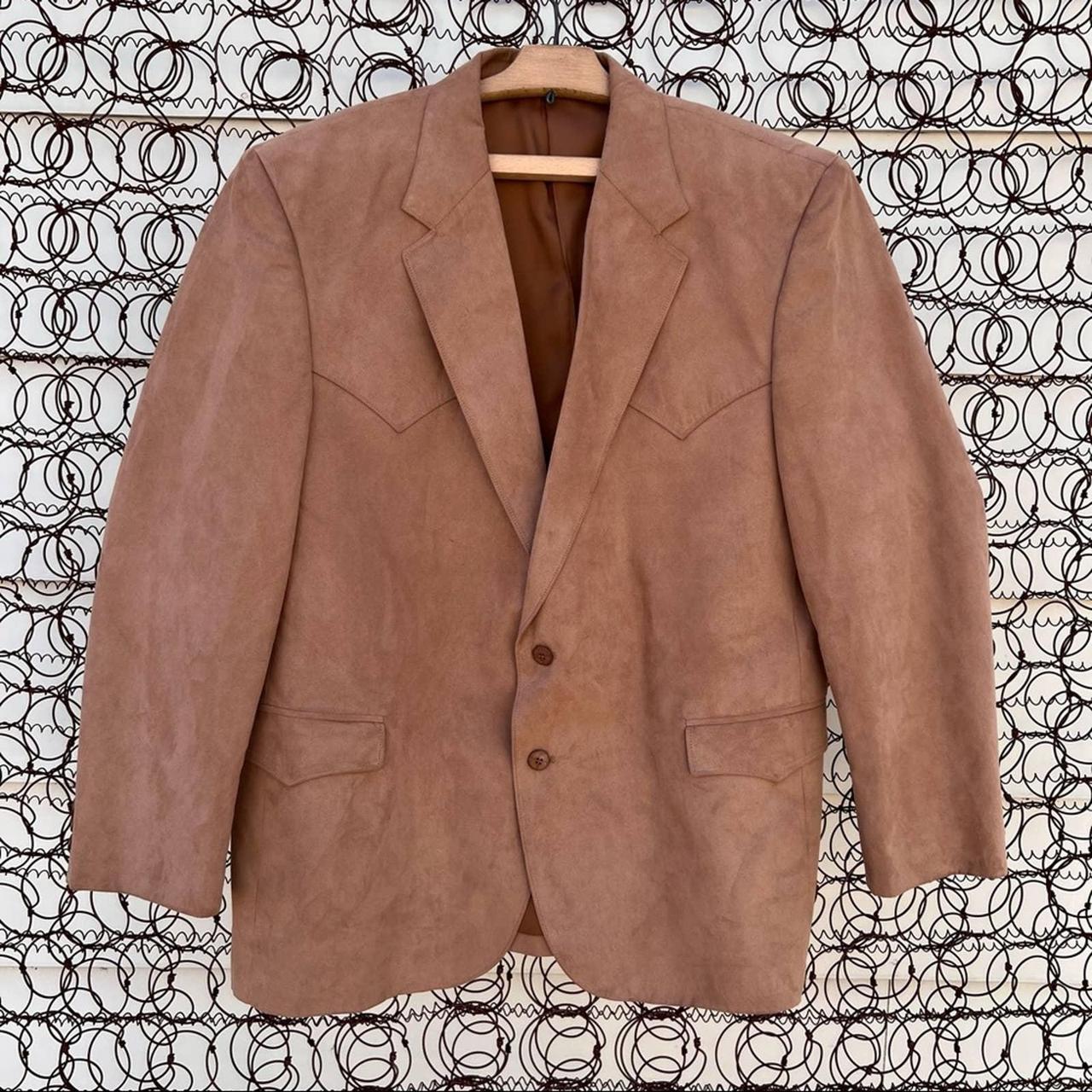 circle s suit coat