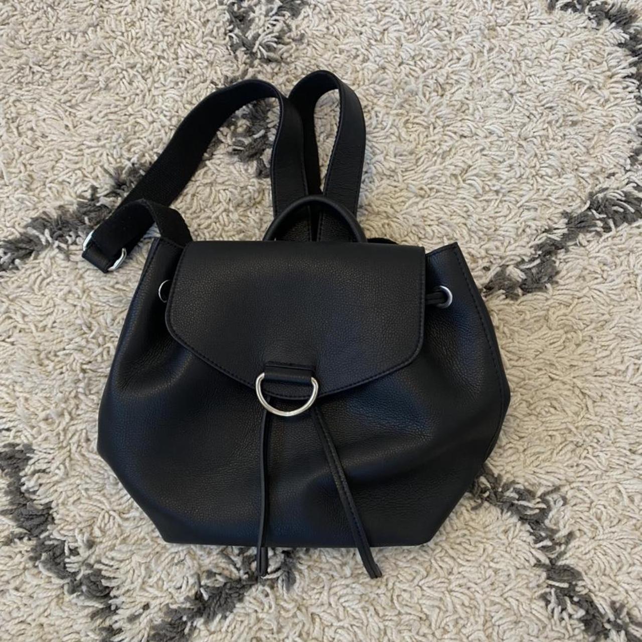 Black Brandy Melville back pack🖤 In great condition.... - Depop