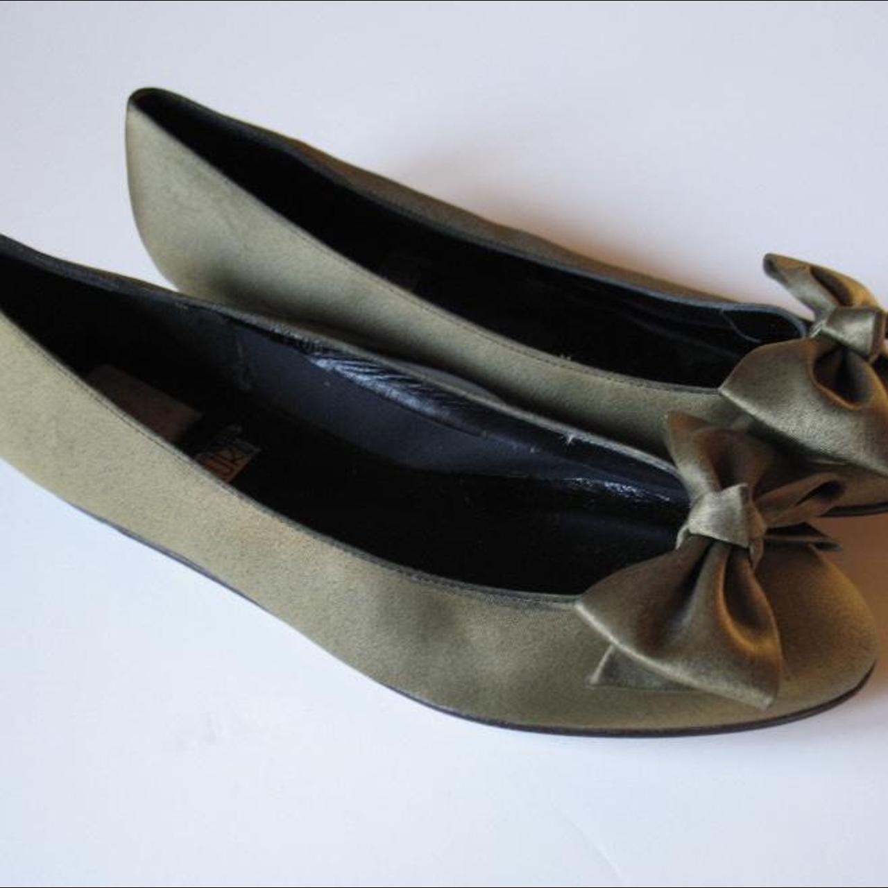 Silk deals ballet flats