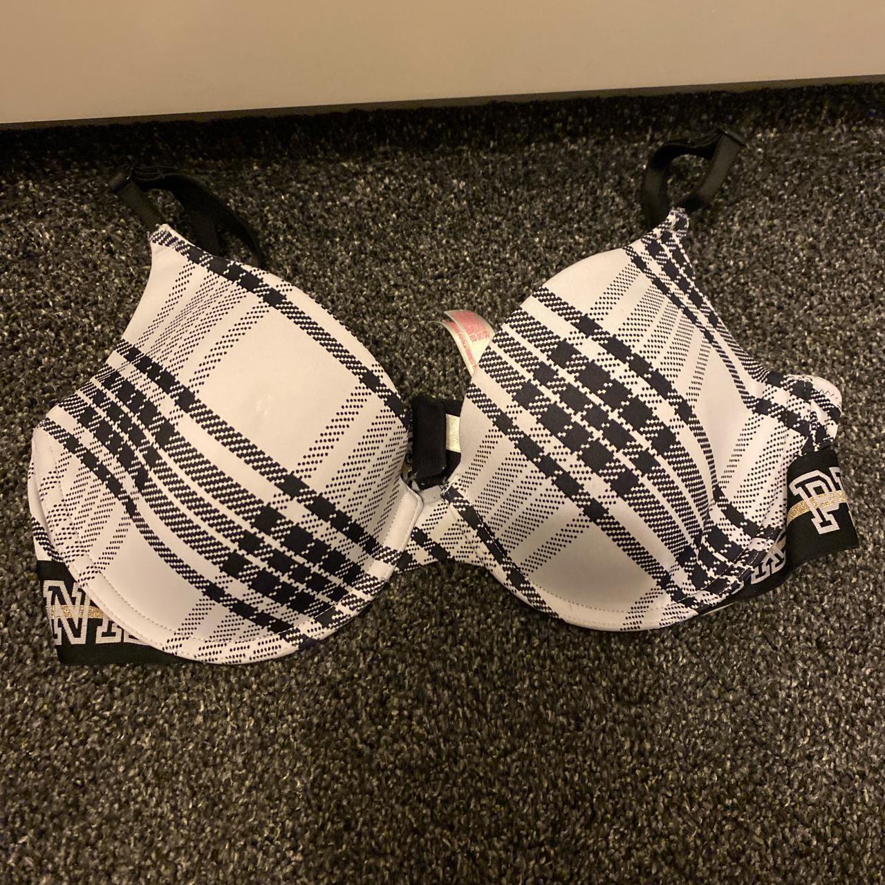 Victoria's Secret Women's Bra | Depop