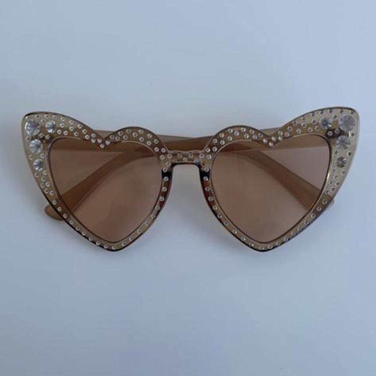 Product Image 2 - Stunning heart sunglasses In a