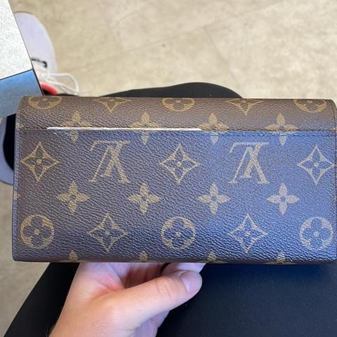 Great used condition vintage, authentic LV Sarah  - Depop