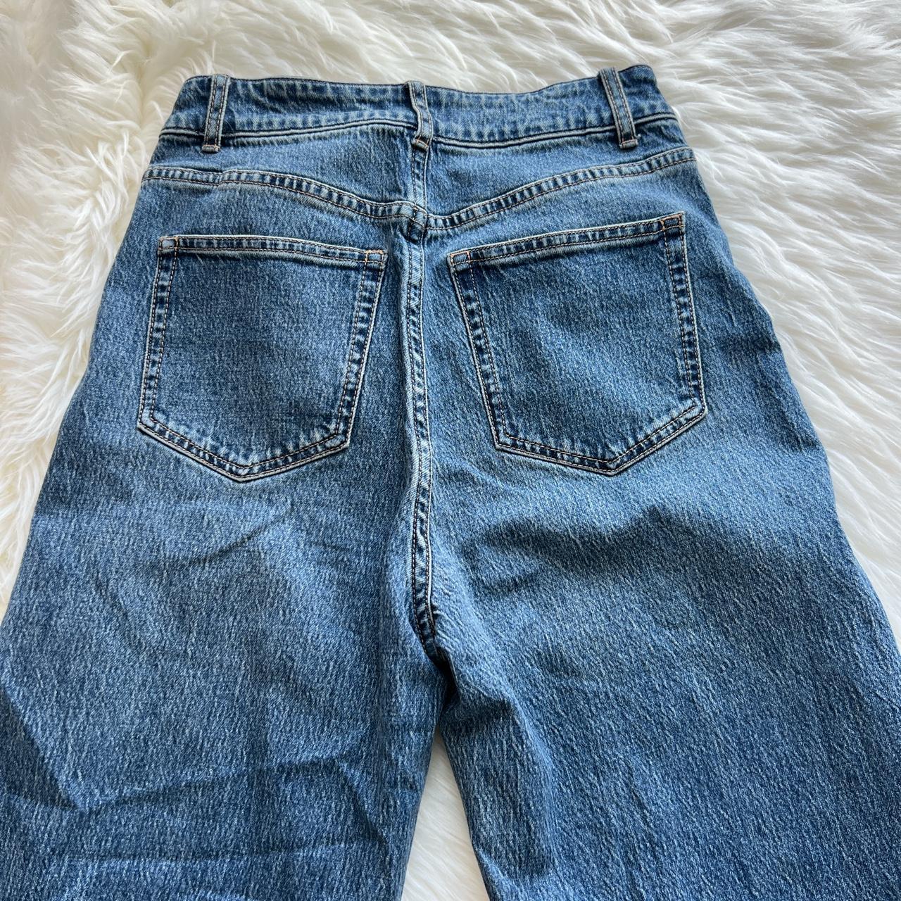 H&M straight length jeans size 2 The tag says US 2... - Depop