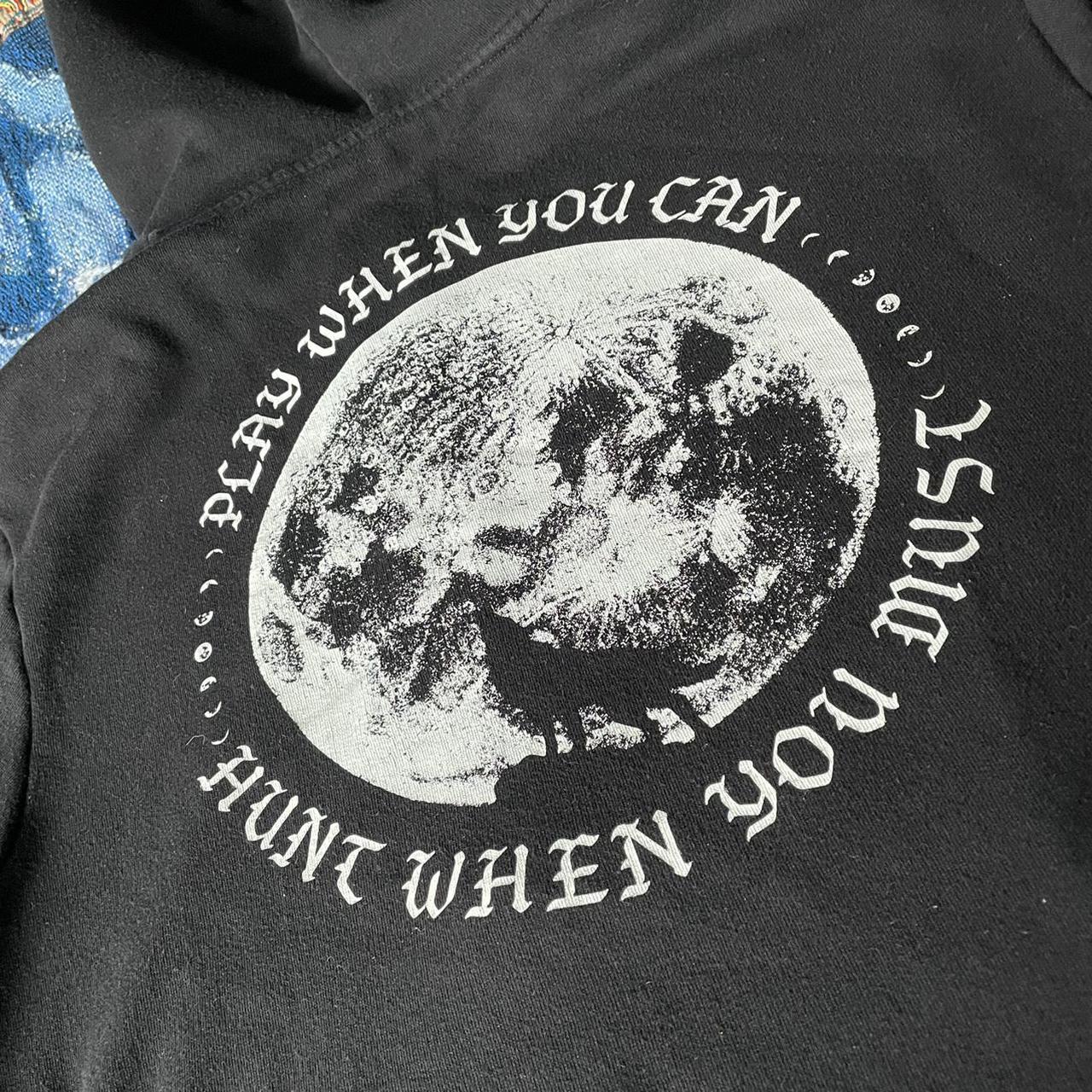 H&M moon hoodie , Size large , (Tag says m but fits...